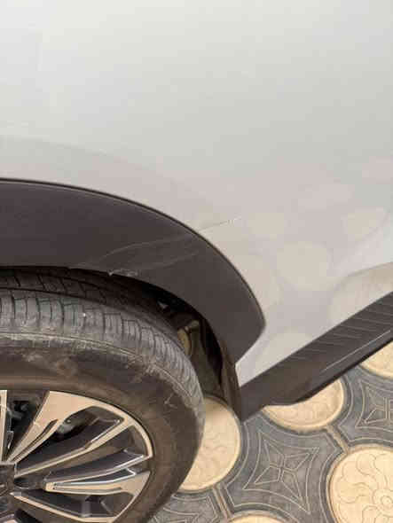 جيتور داشنك مديل 25 
لون سمنتي 
رقم بغداد الدولي الجديد 
ماشيه 11 
وارد خليجي
محرك 1500 تيربول
فول موصفات 
بانوراما
مكفوله عدا بعض ملحضات كما موضح بصوره
وطبعا اكيد بعدها بالضمان
بيها طخه بل جنطه جدآ بسيطه 
السياره فول نضيفه مال موظفه سياقتها ضعيفه

واتساب واتساب ***********
