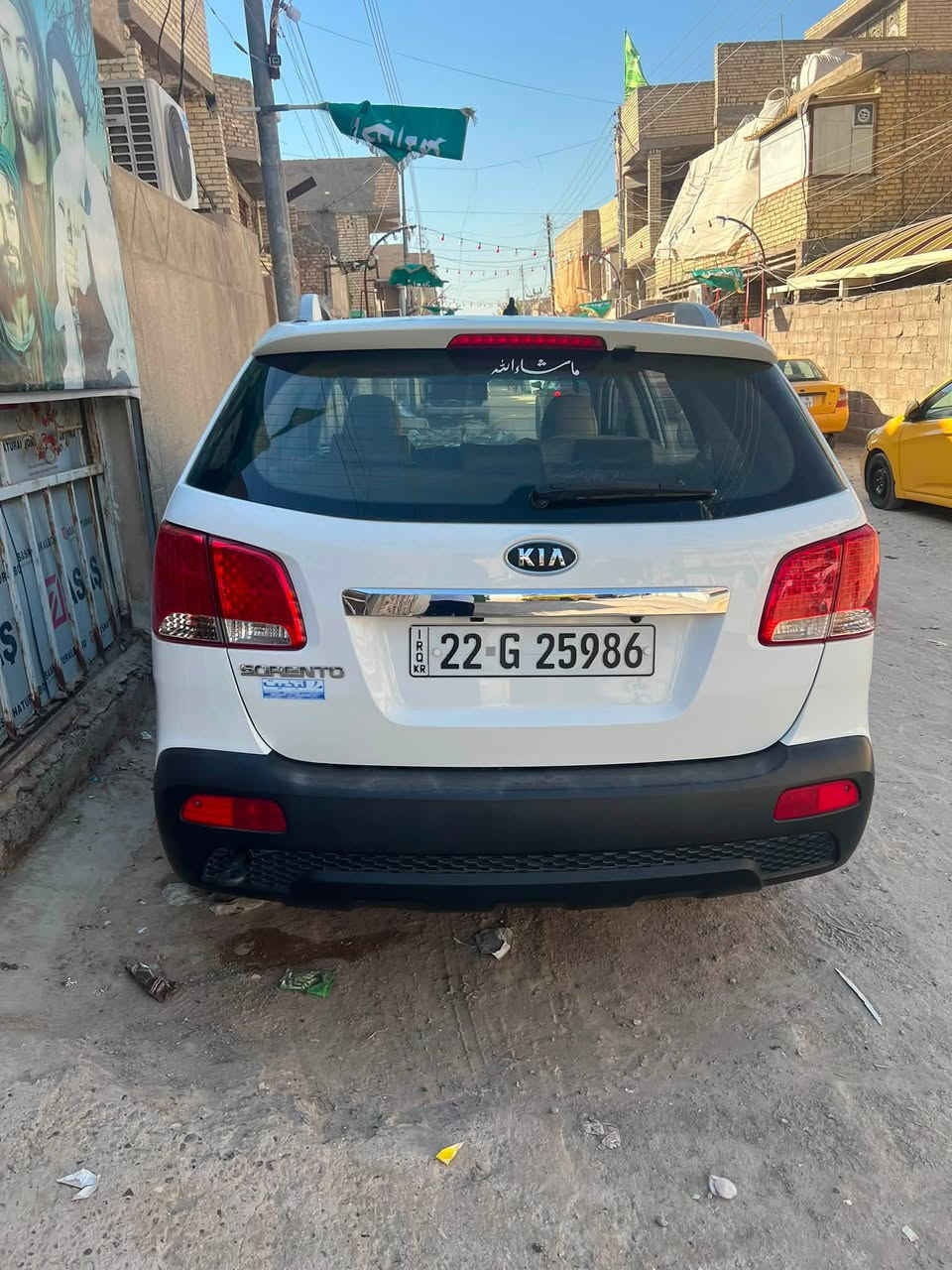 سلام عليكم كيا سورنتو للبيع فول مواصفات سقفف بانروما مري شفط سبعه راكب محرك 4سلندر بيه بارد كد شبر بل جاملغ وبل باب  ماشيه155سعر 170وبيهه مجال هاتف***********
