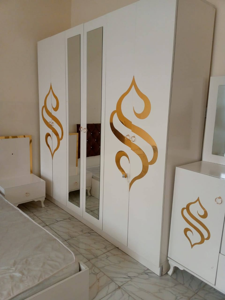 غرفه شبابيه جديده مع اربعه جرابي للبيع


**إذا كنت صاحب هذا الإعلان وتريد حذفه لأي سبب، رجاءا أرسل رسالة إلى الدعم الفني**