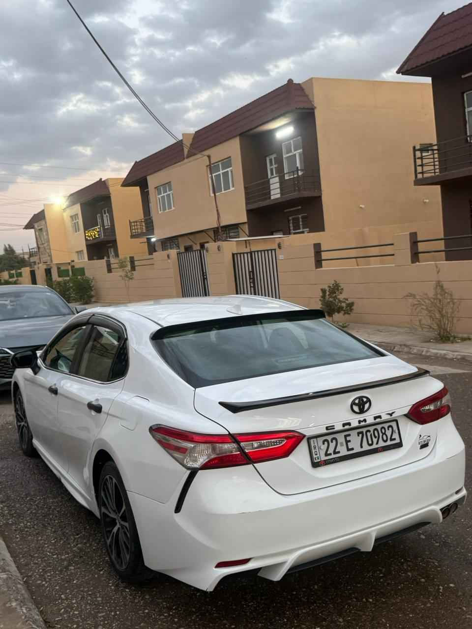 السلام عليكم  كامري للبيع فئه2020SE   الضرر قطعتين جاملغ وبنيد مبدلات سياره حلوه وكاعده  ماعيزها شي     سياره بأسمي وشرط التحويل الاستفسار اتصل *********** بيجي, صلاح الدين
