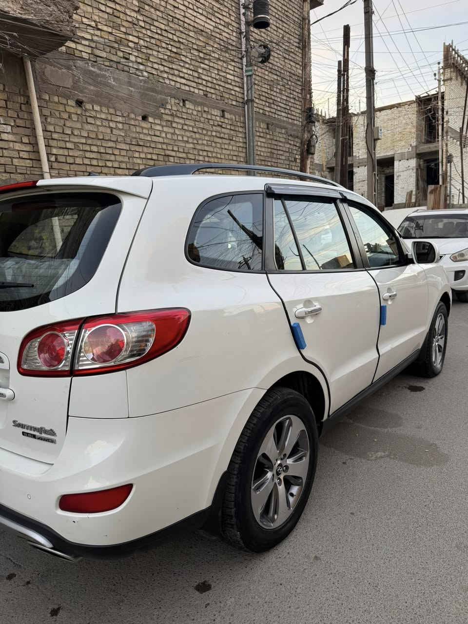 السلام عليكم سنتافي 2012 خليجي محرك 6 سلندر 7 راكب 3 قطع تبريد تحكمات ستيرين وباقي المواصفات المعروفه السعر 150 المكان بغداد جميلة ***********
