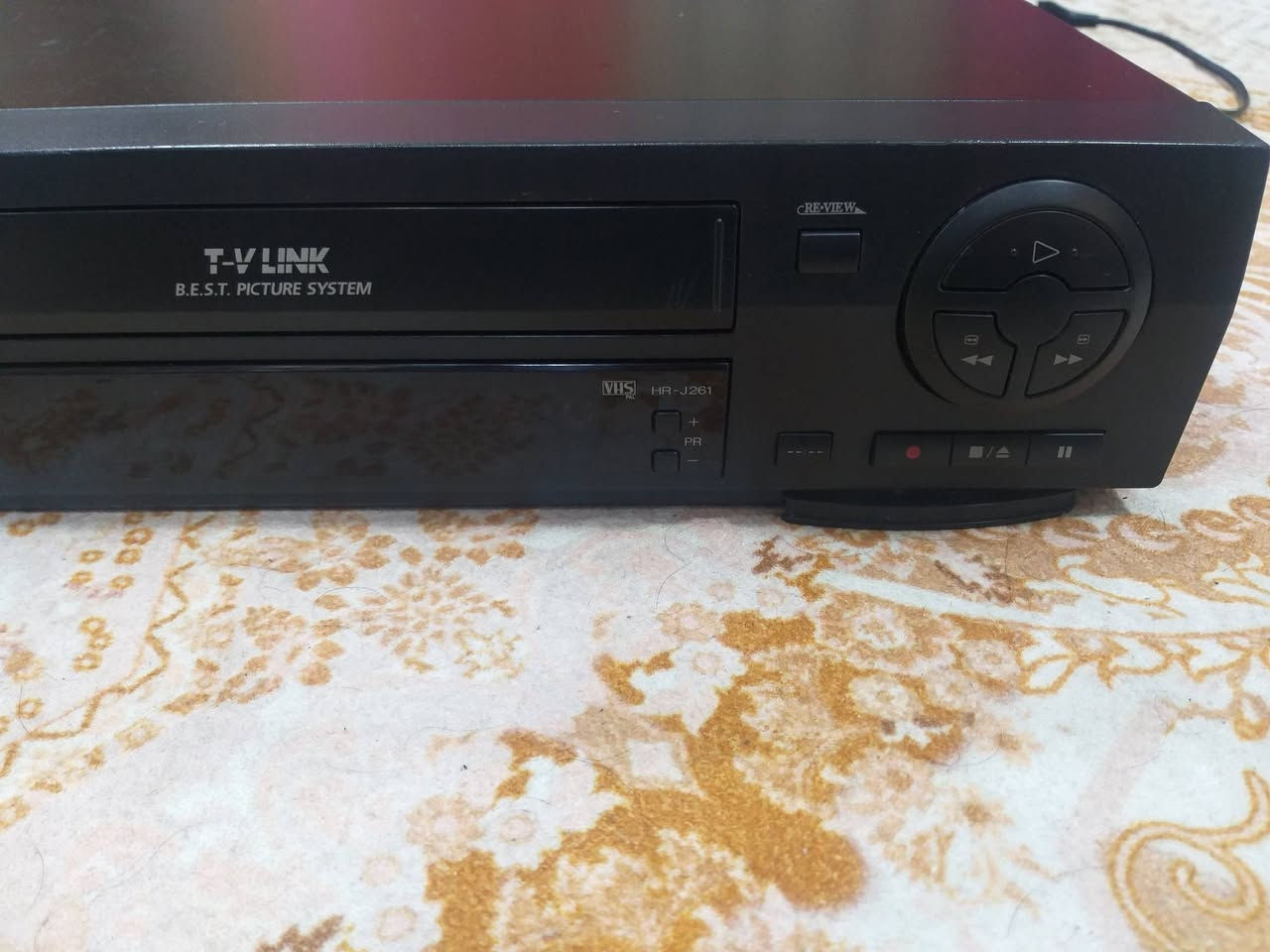 جهاز فيديو للبيع اخو الجديد نقص ريمونت ٤٥ الف مع التوصيل


**إذا كنت صاحب هذا الإعلان وتريد حذفه لأي سبب، رجاءا أرسل رسالة إلى الدعم الفني**