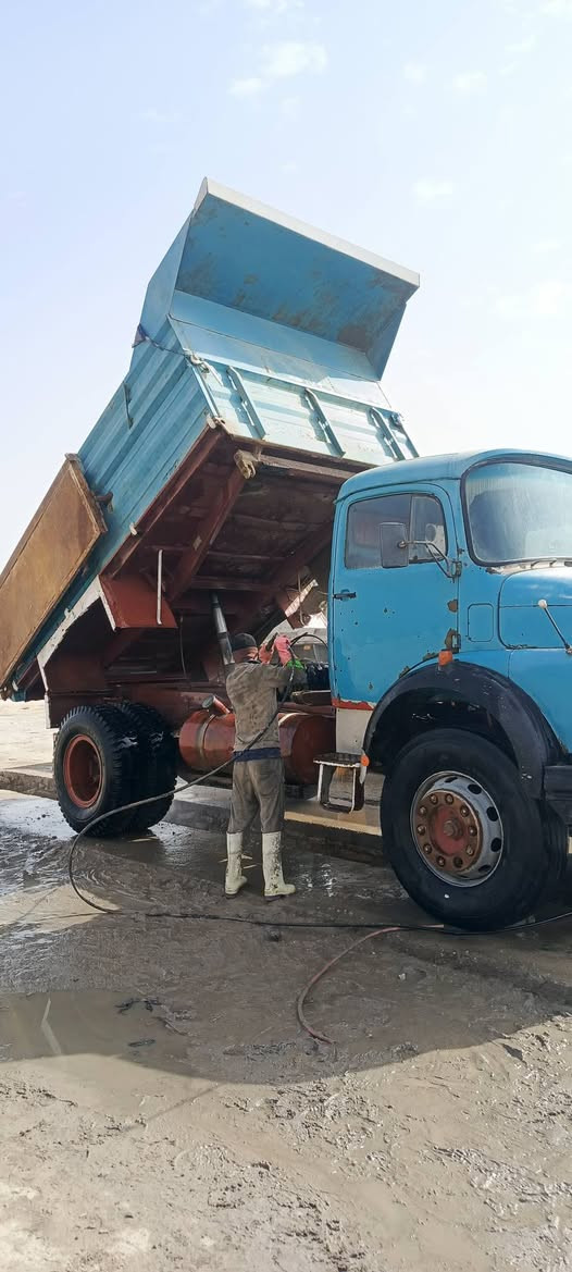 سلام عليكم  البيع ابوردين مديل 82 مكفوله كفاله عامه 
شاصي مكفول محرك كسن شرط سياره جاهزه لعمل 
مكان سياره سماوه سعر خاص   ***********
