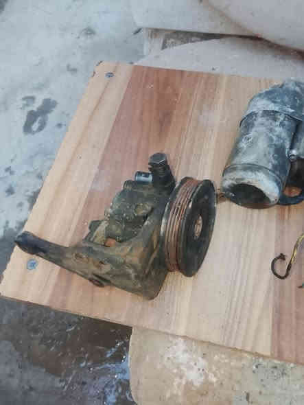 للبيع كير كرنفال ويا دينمو و سلف السعر 200 المكان بغداد ***********
