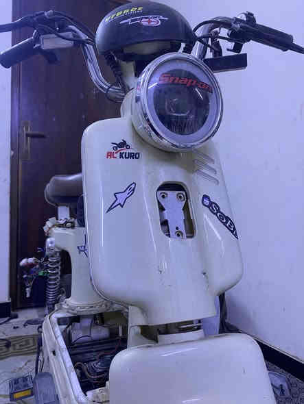 سلام عليكم دراجه شحن R9الدراجه رايده ب150ودراجه صاره عدي تقريبا سنه ونص واني تاركه ناقصه بس عقل والبطارية تريد تشحنه لو تريد تبدلهم تمشي 80وهمي 60حقيقي الدراجه بيه مجال ***********
