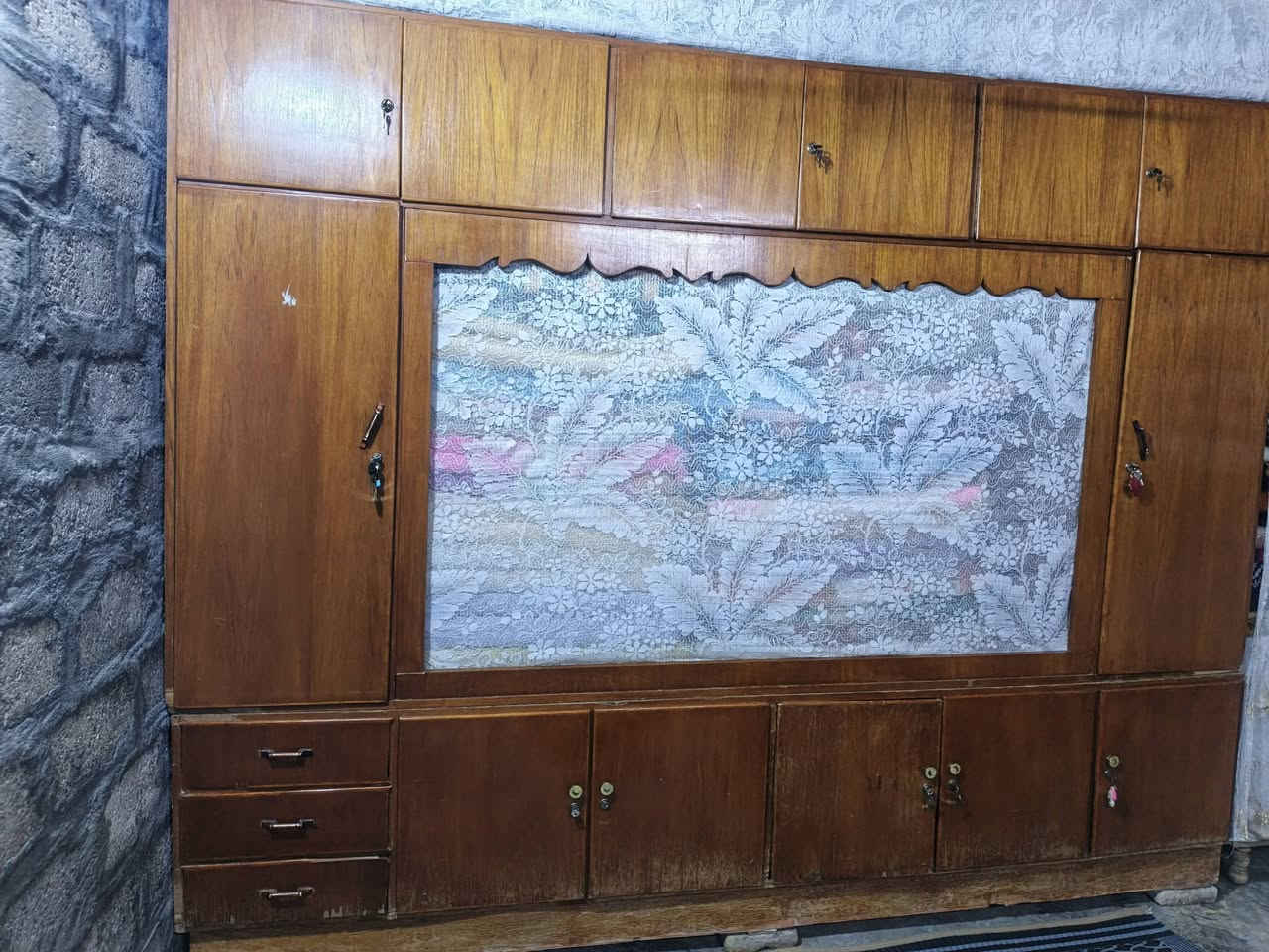 البيع *********** رقمي بي وتساب واذا تريد راسلني خاص
