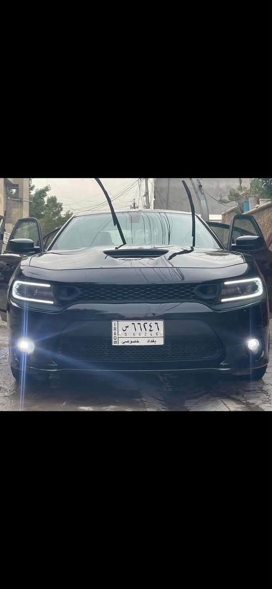 السلام عليكم
دودج جارجر 2021 GT للبيع
مكينه ٦ سلندر ٣٦٠٠ 
رقم بغداد بأسمي 
مواصفات ال GT المعروفه 
شاشة كبيرة 
كشن كهرباء 
تشغيل عن بعد
كشنات حضن
سبورت 
سوبر تراك باك 
ويل 20 البلادي
ماشيه 56
حادثها جاملغ وبنيد 
مابيها اي نقص السيارة بلاديه مملعوب بيها نهائياً 
عارضها ب 210 وبيها مجال 
المكان بغداد شارع فلسطين 
هذا رقمي ***********
