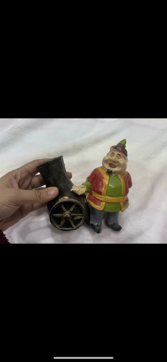 بعشره يردوهن السفره ثخينه والتحفيات ال٢ السفره مستخدمه تره


**إذا كنت صاحب هذا الإعلان وتريد حذفه لأي سبب، رجاءا أرسل رسالة إلى الدعم الفني**