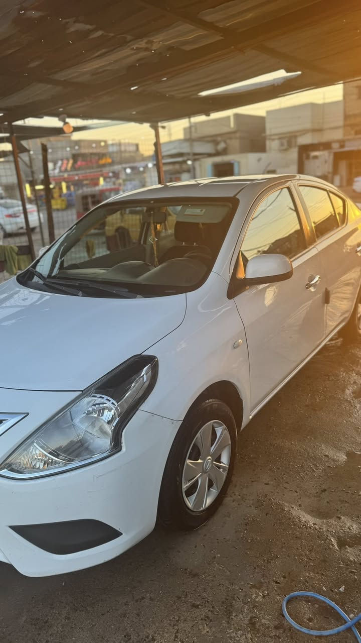 نيسان سني 2019 
حساس خلفي/مانع انزلاق/تحكم مري/
كفالة گير و مكينه و لغد و شواصي سيارة خير من الله تبريد و تدفئة
بيها بارد جاملغين ومكحل منهن واحد و اكو سحبة كارت اصبعين بالجهة الي عكس باب السايق


**إذا كنت صاحب هذا الإعلان وتريد حذفه لأي سبب، رجاءا أرسل رسالة إلى الدعم الفني**