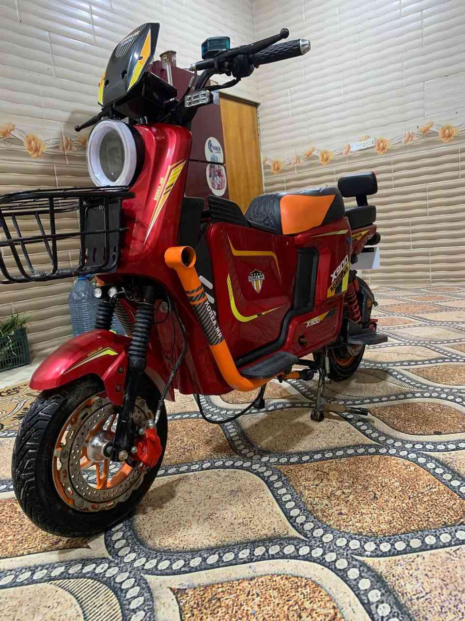 دراجة شحن جديدة كاملة المواصفات المرايات وياها اثنين دراجة جديدة مستعملة قليل سعرها680  مكاني البصرة تنومة نهر حسن شارع الدواجن رقمي ***********
