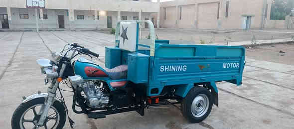 للبيع صارله 5ايام طالعه كامله مكمله من كلشي عليك بس تسحكه واوراقه بسمي من الوكيل مكاني كربلاء ***********
***********
