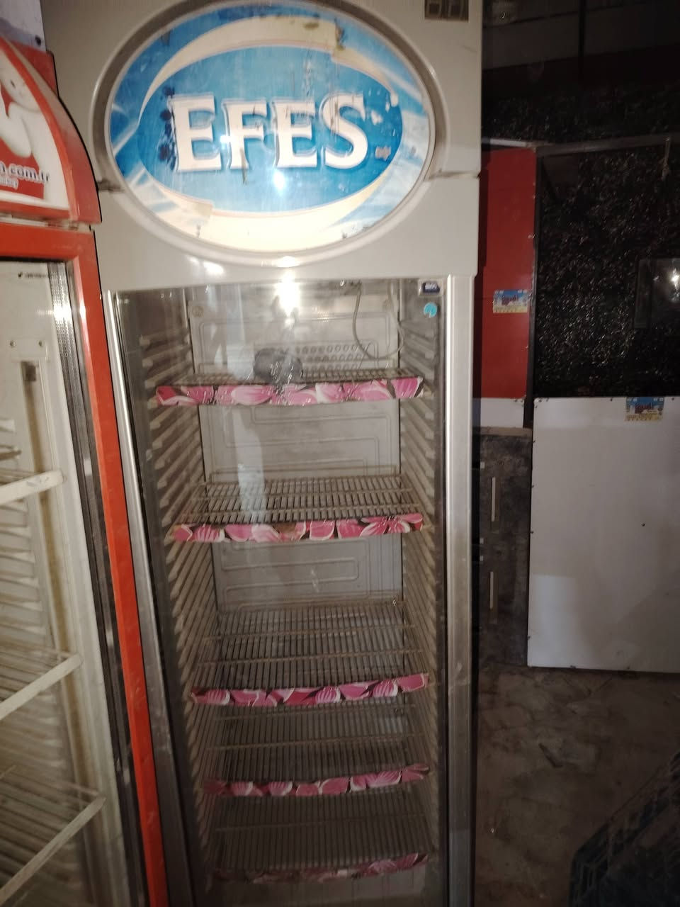 جميع سلام عليكم من رخصت مدير لكروب برادات علفحص لبيع مكاني بغداد سعر مناسب رقم صاحب لغراض بي وتساب ***********
