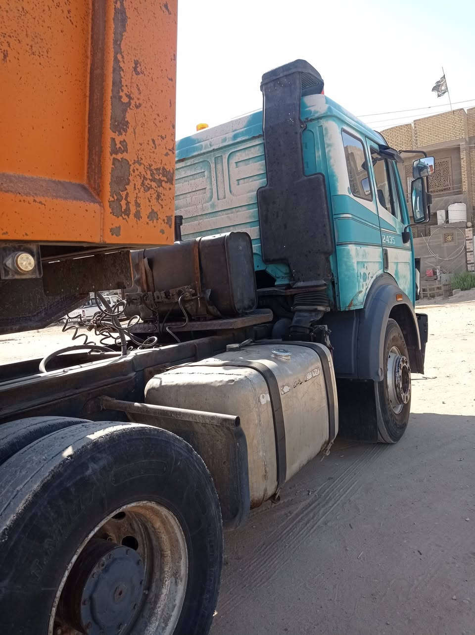 سياره للبيع رقم الهاتف ***********

