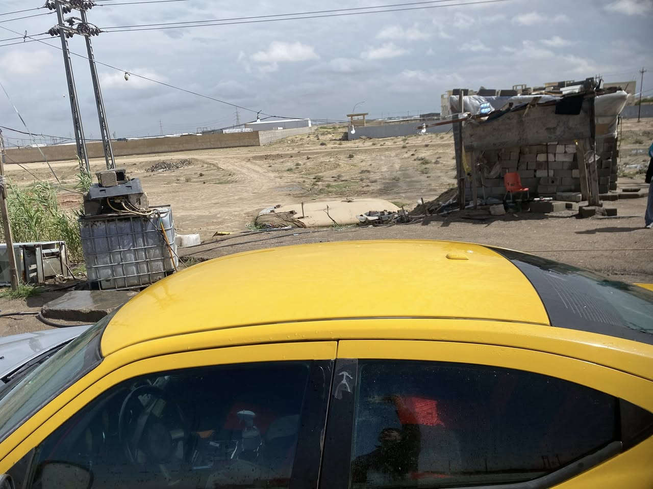 سلام عليكم سياره البيع جارجر موديل 2010 مكفوله  من كص ونقل وصوليات  تخم تاير حداديه خلفيه  وأمانيه مكينه وكير. جاهز مجهزه  مكانه بصره سفوان 95 وبيه مجال الطيبين *********** رقم نبار
