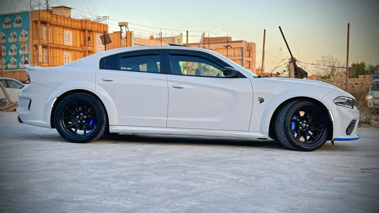 #hellcat_red eye  #jailbreak 807hp
model: 2022

👇🏿----------------------
📌المحروسه للبيع  

ضرر جاملغ السايق مبدل نفس اللون 
ميحتاج اسودف  سياره معروفه بالقوه مالته وتفاصيله 
بدون رقم  منفيس بأسمي 

📌داخل اوف وايت الوحيده بالعراق بهذا اللون بلادي

📌 برمجه وتفريغ وشوته دايمون 🙂
وبرمجه يم مصطفى ايكل 

📌السياره جبته ماشيه 21600 وهسه ماشيه 22 الف

📌ايرباك ضارب (الدركه مبدله بلاديه ام النشره ودشبول مغلف )

📌اما بالنسبه للسعر تجي وتكلب الي عجبتك تاخذه وتشلع عيني 🌹

للاتصال *********** مهندس حسن 
مكاني محافظه واسط 
🎲🎲🎲🎲🎲🎲🎲🎲🎲🎲🎲🎲🎲🎲🎲
