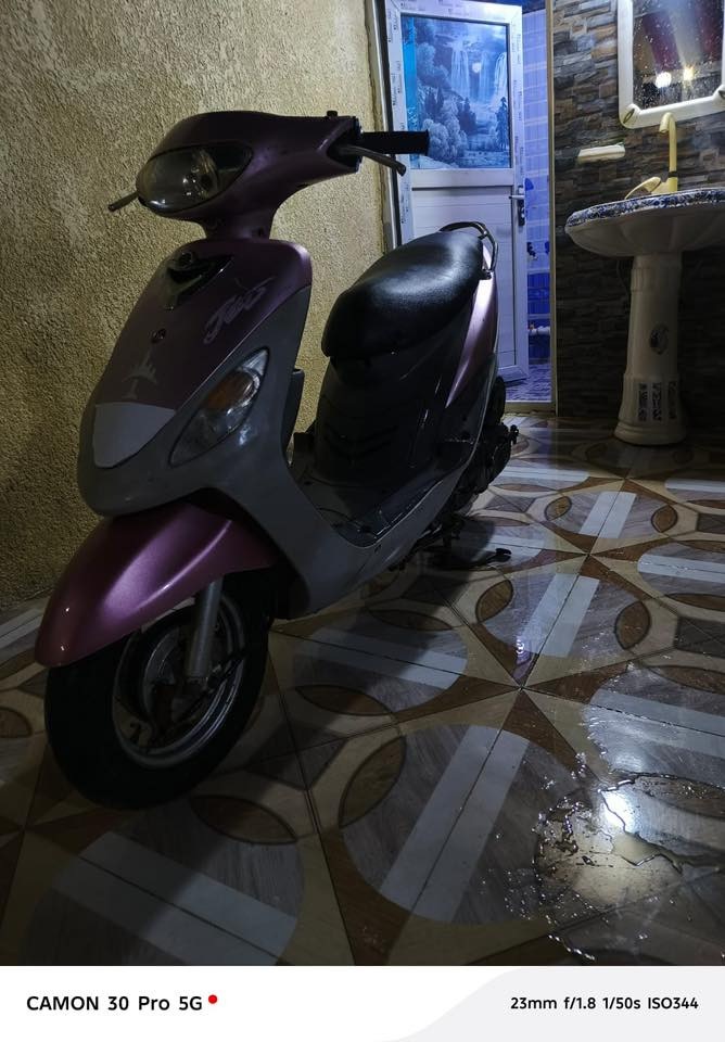 سلام عليكم شباب دراجه ماكس قجمه بوشه 49 بلاد الدراجه نضيفه بشكل الدراجه ما ناقسه شي بس كلجات ولباقي كفاله عامه من مكينه من كهربايات من كلهن السعر 800 وبيه مجال الشراي عنواني ياسين خريبط الستفسار ***********
