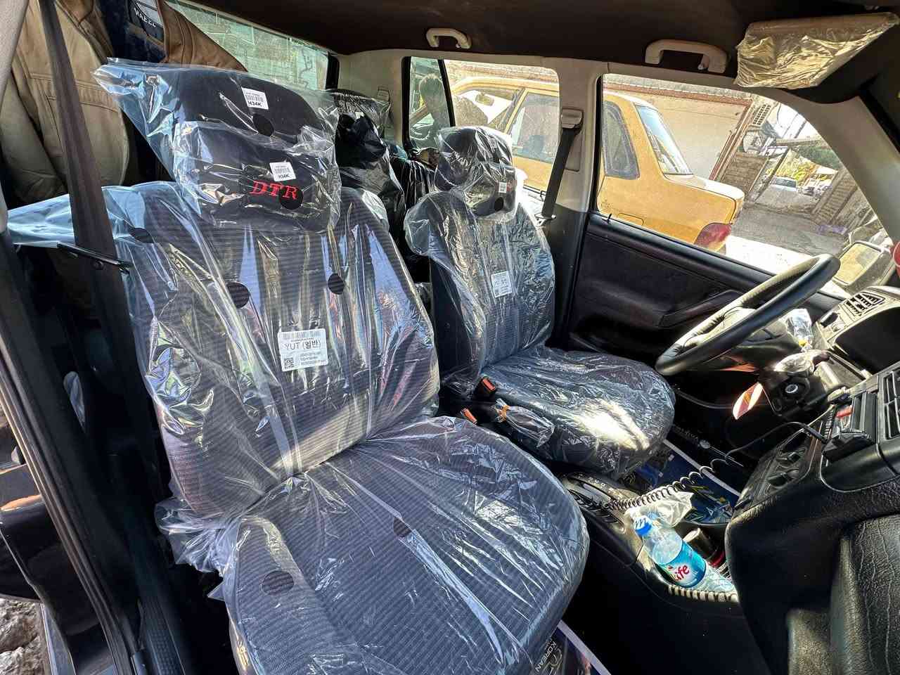 السلام عليكم كولف موديل 94 محرك 2000 اوتوماتيك تبريد تدفئة سنترلك تخم تاير جديد باتري جديد سياره كلشي يشتغل بيها سياره محرك كير جدد صدر كامله امامي خلفي اذاين كلها  اريع جام مع ماطور كامل جدد درايم شفتات جدد كلشي مذب عليها شي سعر 58 وبيها مجال للاستفسار على رقم ***********
