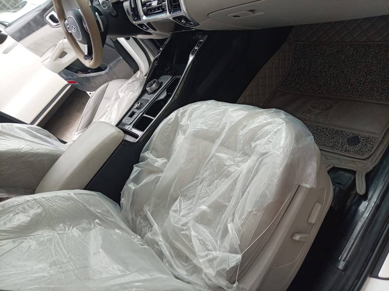 كية سورنتو خليجي موديل 21 فول الفول واحد على واحد كل المواصفات  بيها كفاله عامة ( بغداد ) باسمي تحويل مباشر سعره 280 بيها مجال حك الجية رقمي *********** مكاني بغداد
