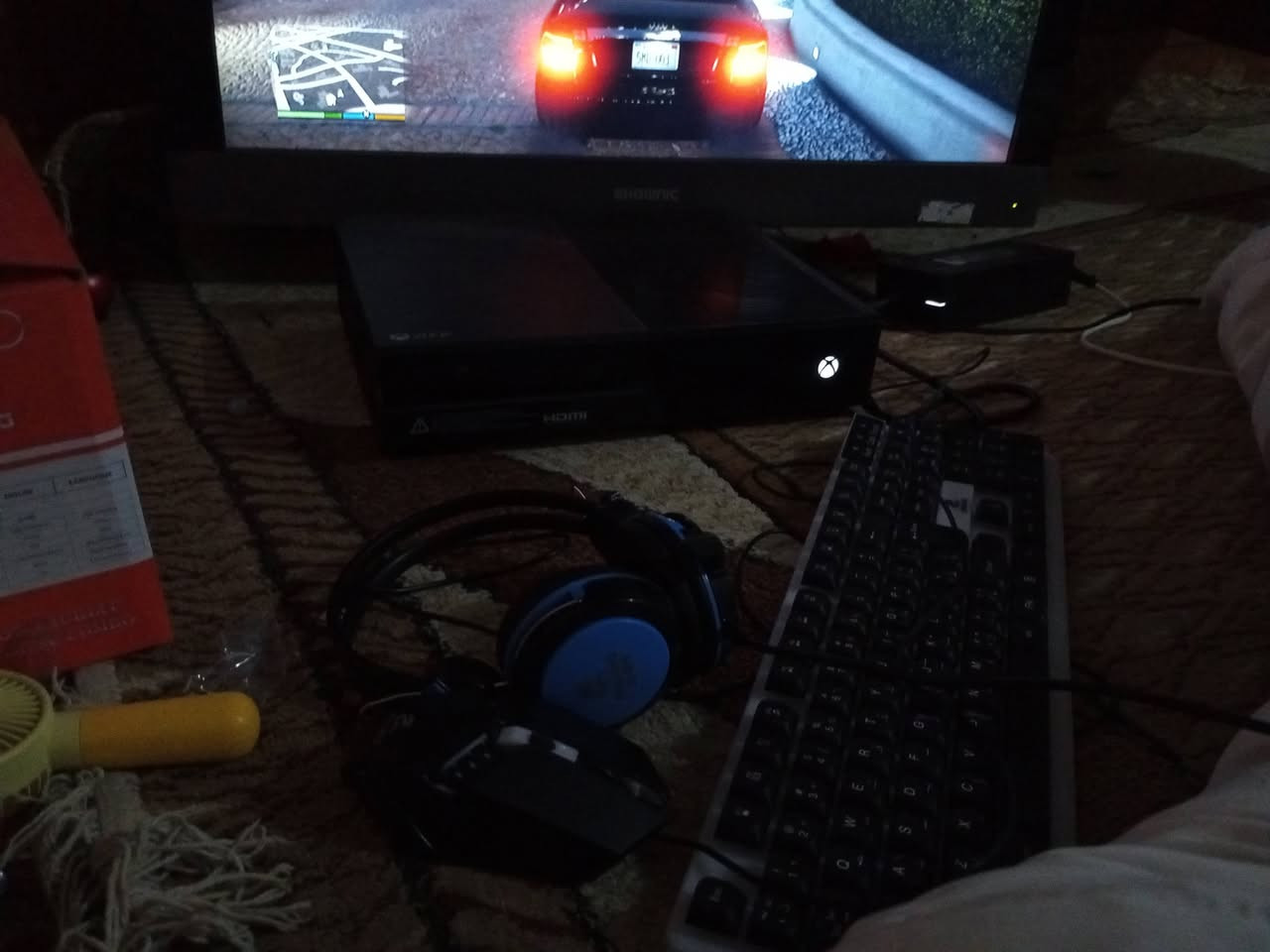 سلام عليكم
XBOX ONE 
نضيف مامفتوح لوك ستيكر 
جديد 
ذاكرة 365
ويا قرص gta 5 
العاب 
ماينكرافت
فيفة 26 / 18
بيس 26
Call of duty modern 
روبلوك 
وهواي العاب 
مراوس ب ايفون 11 أو 12 أو  xmax


**إذا كنت صاحب هذا الإعلان وتريد حذفه لأي سبب، رجاءا أرسل رسالة إلى الدعم الفني**