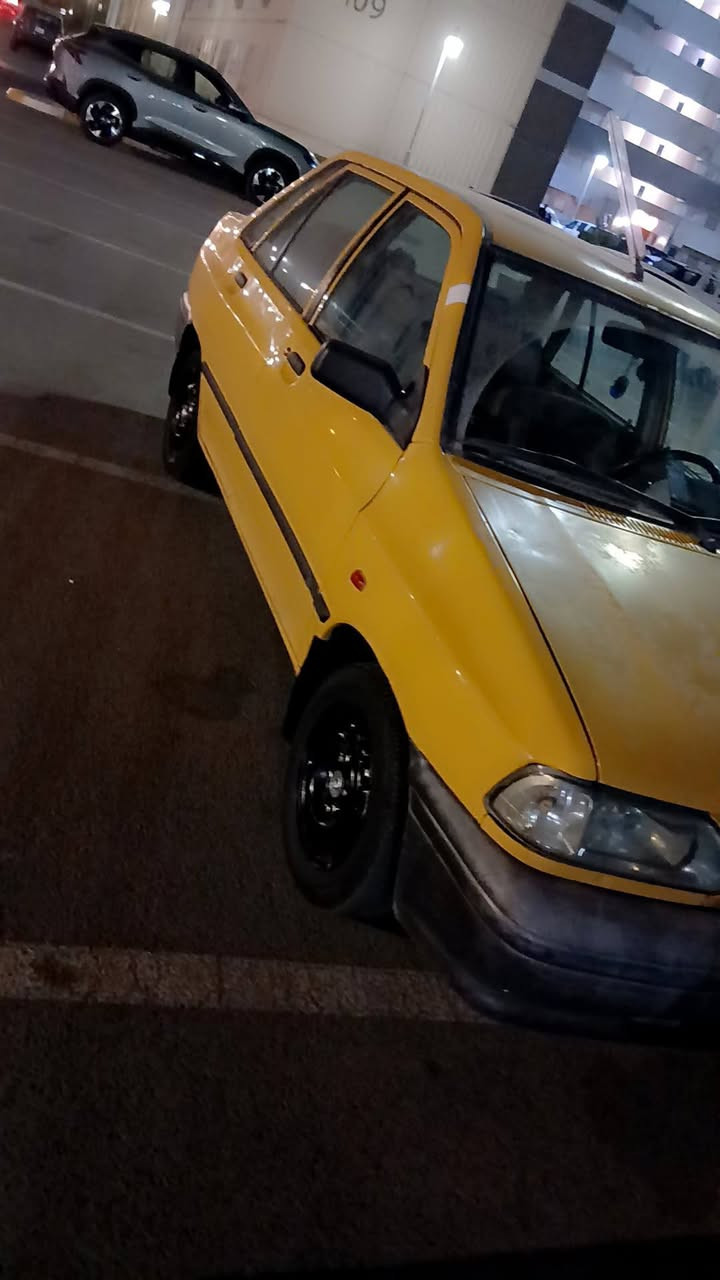 السلام عليكم سايبه البيع موديل 12
السياره مكفوله رقم بغداد مكينه كير مكفولات صدر جديد مشط جديد دبلات جدد تخم تاير جددد.  السعر 33وبيه مجال الشراي
مكاني بغداد قرب مجمع بسمايه ***********
