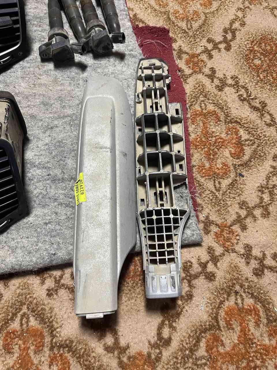 السلام عليكم ورحمة الله وبركاته رمضان كريم عليكم جميعاً 
من رخصت الادمن المحترم
عندي ادوات سورنتو موديل 12 مثل ما موضح بل صور السعر قيم وخذ 
موبايل *********** العنوان كربلاء
