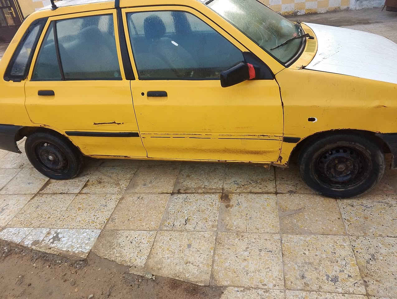 السلام عليكم سايبا للبيع 2012 رقم بغداد السعر 12ورقه هاتف ‏‪***********‬‏ مكانها  بغداد حسينيه المعامل
