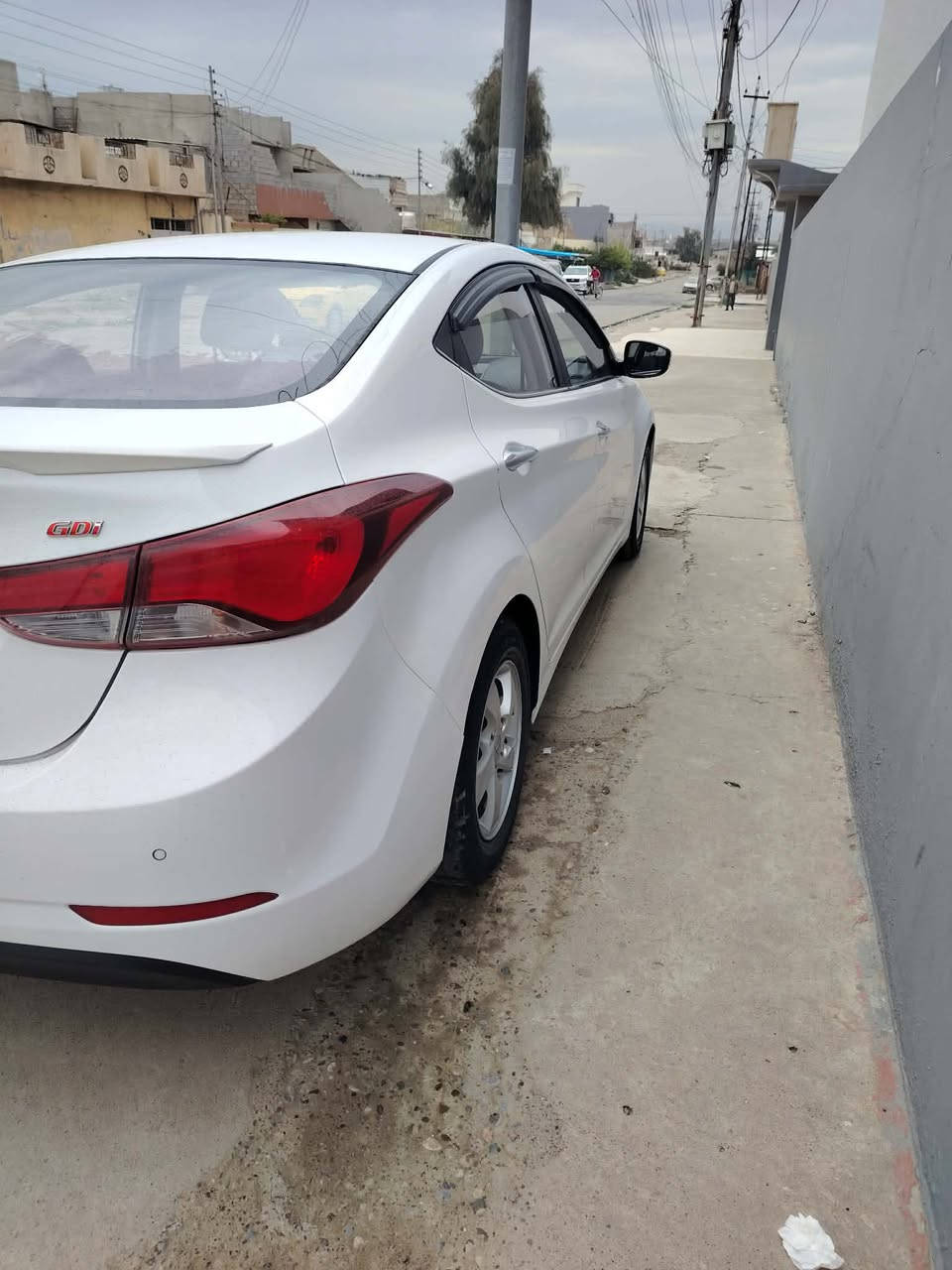 السلام عليكم 
سيارة أفانتي باسمي موديل 16 للبيع بسعر 128 
ضررها قطعة تبديل فقط باقي السيارة شرط 
الموصفات قطعتين تبريد هيتر كشنات + ستيرن 
للاستفسار ‭0771 805 7186‬ / ‭0751 770 4062‬
