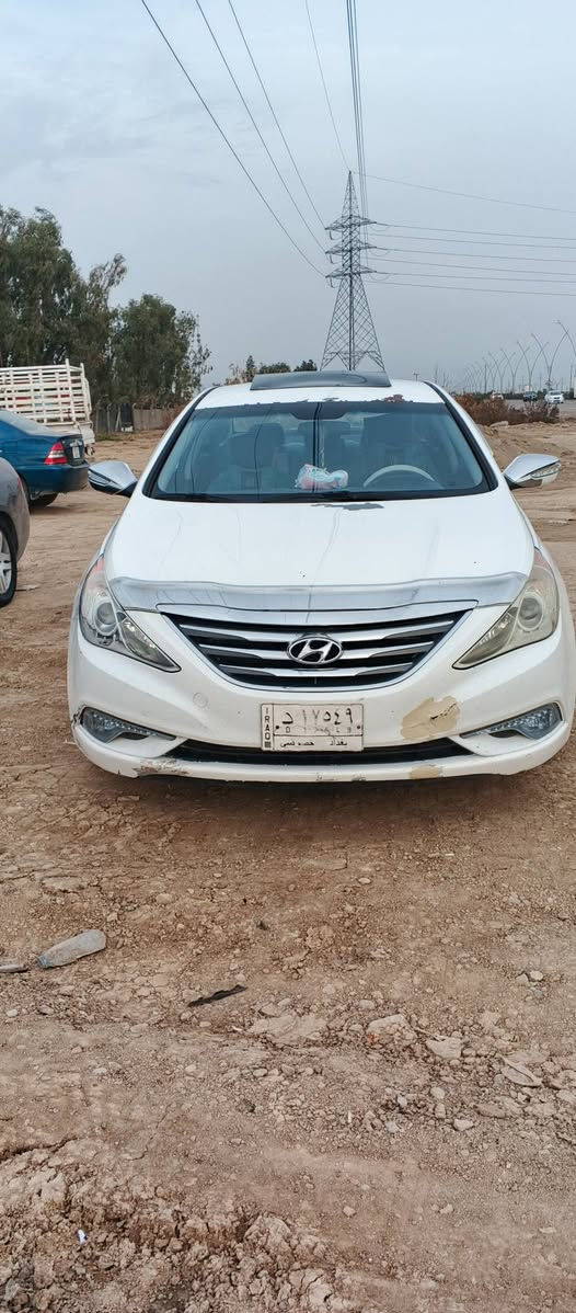 سوناته موديل 14رقم بغداد بسمي 
مكينه صدر تايرات كلها مكفوله مابيها حادث قريه مكفوله من دواخل السعر 90 وبيها مجال الشراي هذا رقمي ***********
