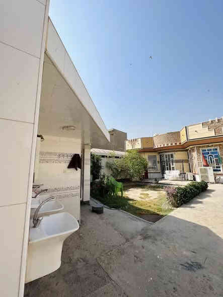 السلام عليكم دار للبيع 
المساحه 420 م طابو صرف
الموقع بابل منطقه فزع قرب كليه العلوم للبنات 
لأستفسار : ***********
