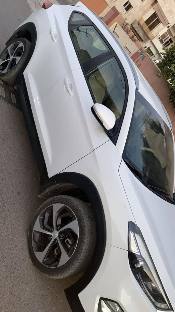 ‎توكسۆن مۆدێل 2017

بۆ زانینی نرخ 
لایکی پەیج بکە و کۆمێت بکە نرخت پێدەگات 

‎سەیارەیەکی خاوێن و جوانە 
یەک پارچەی بۆیاخە بێ ناوگرتن 
‎ئێرباگ پشت و پێشی کەپسە
137 km ڕۆشتووە 

سەیارەکە لە هەولێرە 

‎ژمارەی خاوەنی
 ***********
____________________

توسان موديل 2017

لمعرفة السعر
سوّ لايك للصفحة واكتب تعليق ويوصلك السعر

السيارة نظيفة وجميلة
قطعة وحدة صبغ بدون حادث
إيرباغ أمامي وخلفي شغال
ماشية 137 ألف كم

السيارة موجودة في أربيل

رقم المالك:
***********
