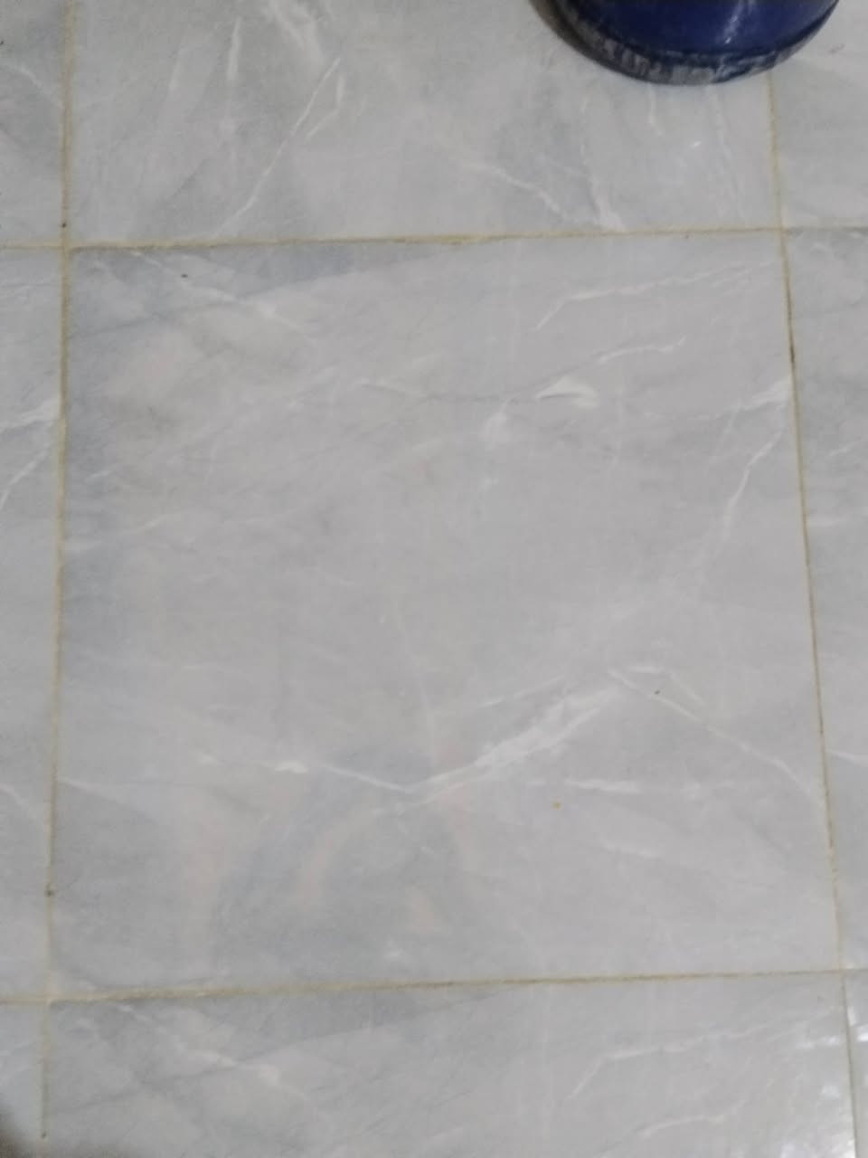 بورسلين 14 كارتون 60×60 
بابل حله شارع 80 مال نجف  ***********
