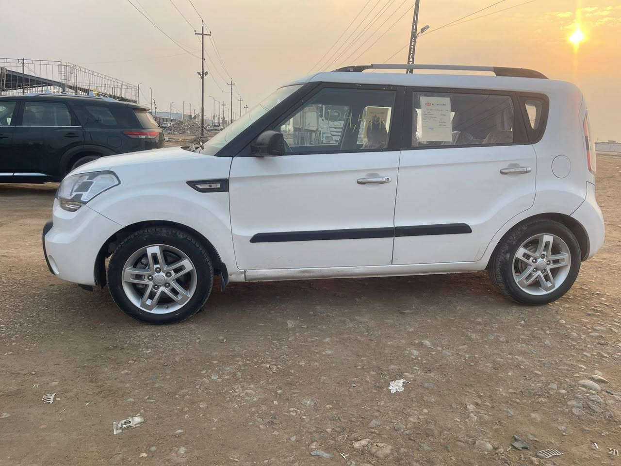 تحيه طيبه للبيع كيا صول 2013خليجيه بيه قطعتين صبغ مكينه 1600دوش تريد وكاله تحويل جاهزه من كلشي معروضه 88وبيه مجال ***********
