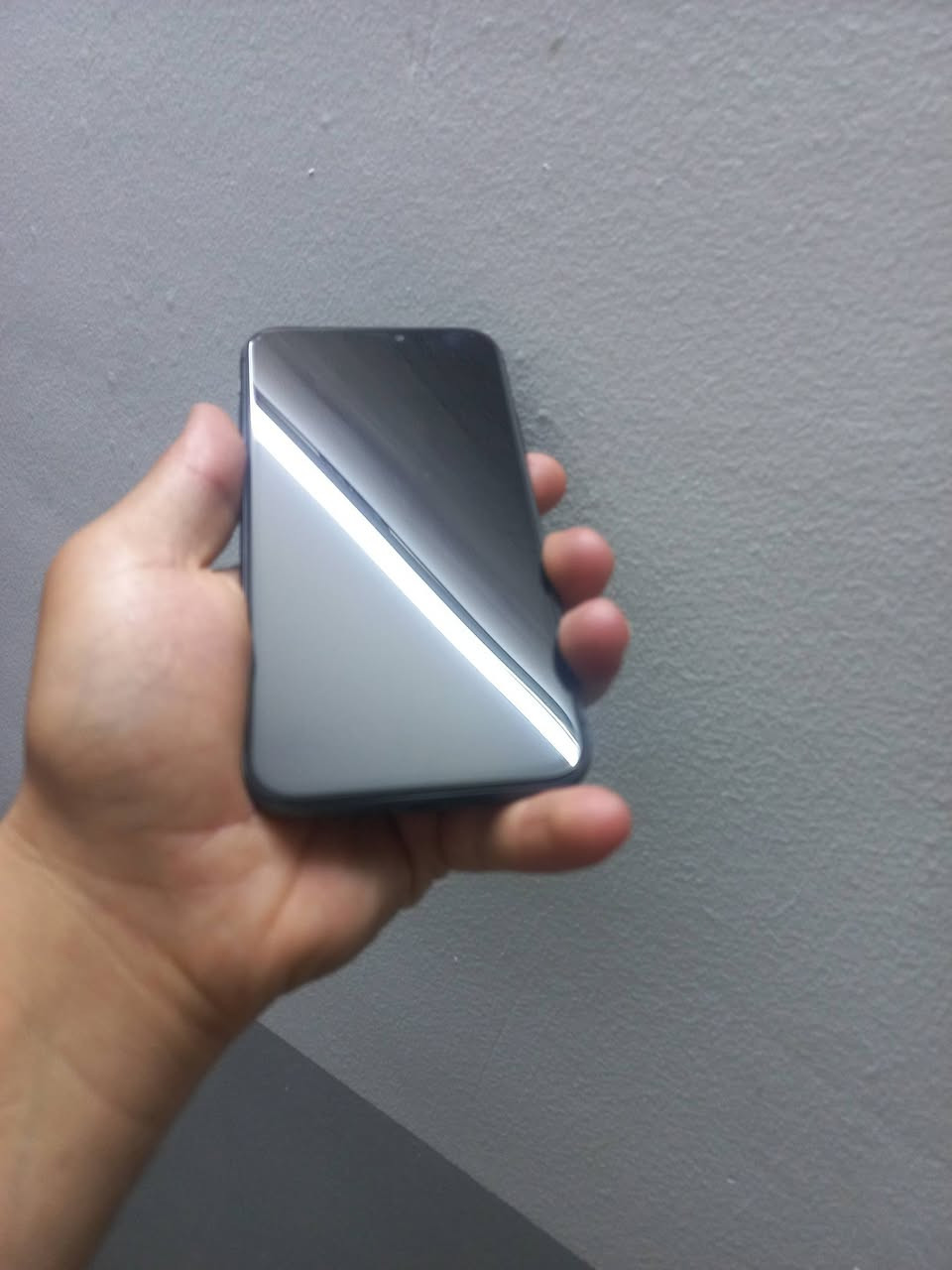 ايفوان 11 عادي لبيع جهاز جديد ذاكره 128 
مبدل شاشه اصليه وكاله 3خيارات فيس ايدي شغال 
وبطاريه 100 نوعيه حيل زينه ..
سيمكارت شغال وايفاي شغال كامراته حيل حلو تصويرهنه دمعه السعر 180 وبيه مجال ***********
