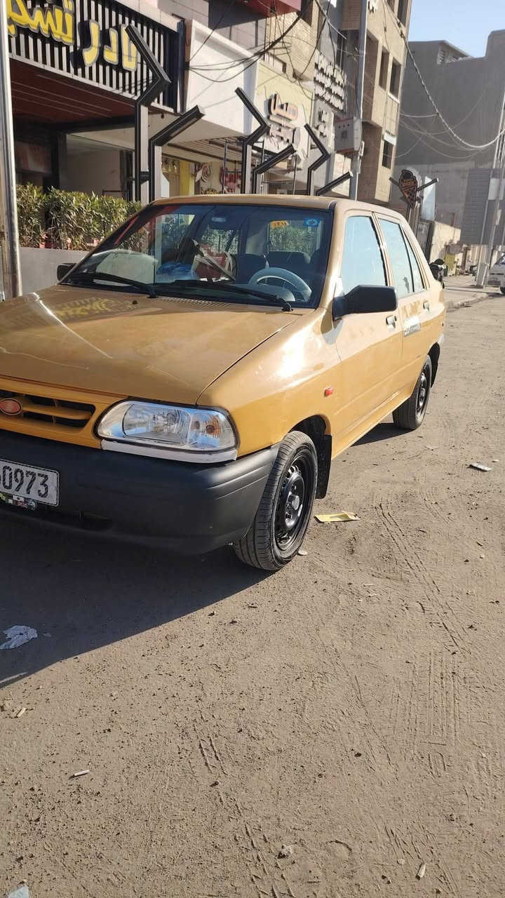 سلام عليكم سايبه موديل 2022سياره بلاديه بيهه بس طخه بل باب الي خلف سايق وراجعه عل بارد كير مكينه خير من الله تبريد طكت سويج ثلج خير من الله تخم تاير جديد سياره معروضه 65وبيهه مجال رقم متواجد ***********
