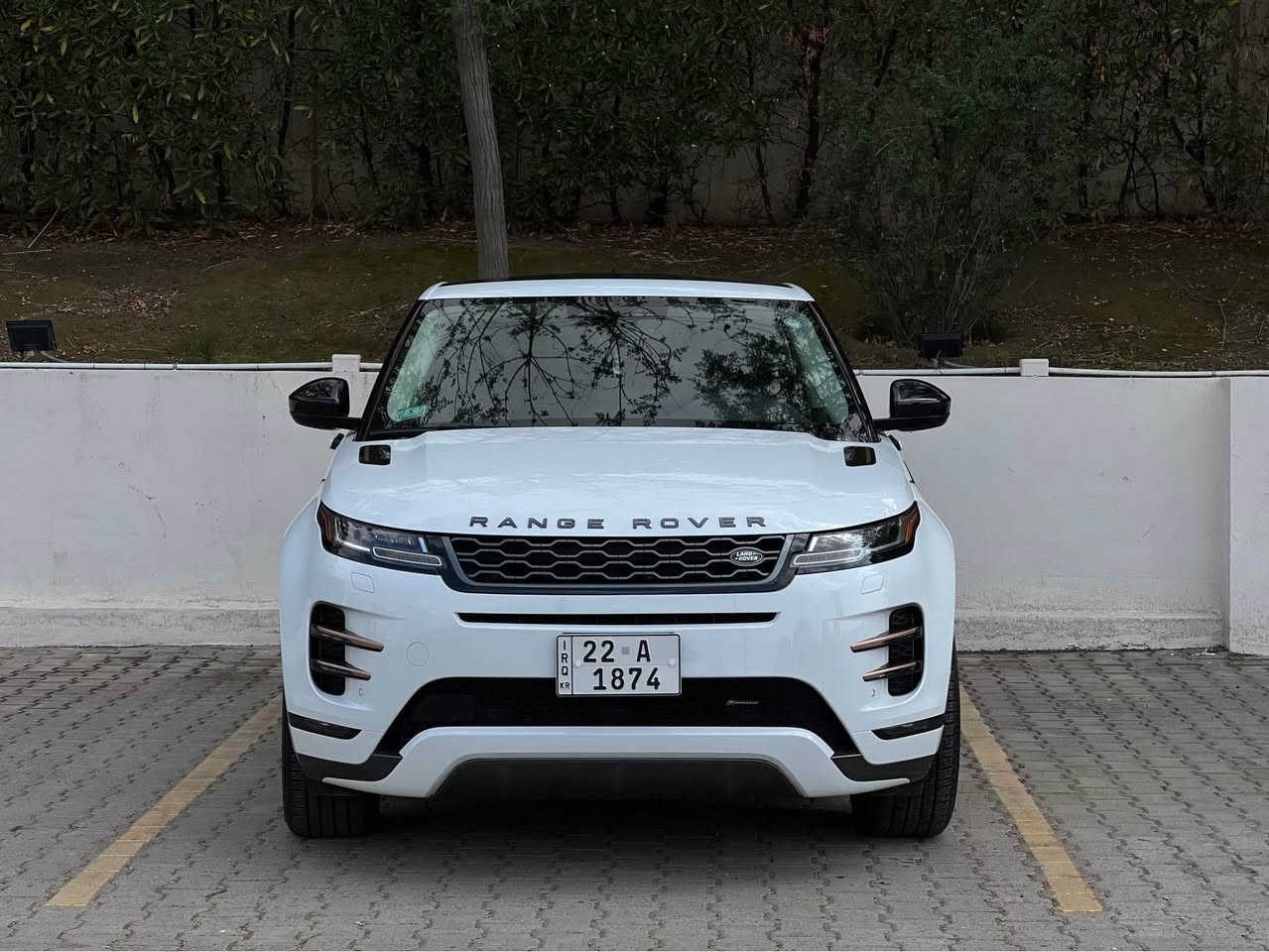 Range Rover EVOQUE P250 R.DYNAMIC 

موديل ٢٠٢٣ مواصفات امريكي 
فول مواصفات ئار دايناميك

ماشي ١٣٠٠٠مايل
مكانين بالبونيد PDR ارباك كلة سليمة دواخل مابيهة مكفول من صبغ دعامي امامي حتى دعامي خلفي بشرط
فحص 

مكان سيارة اربيل 

***********
*********** أربيل, العراق
