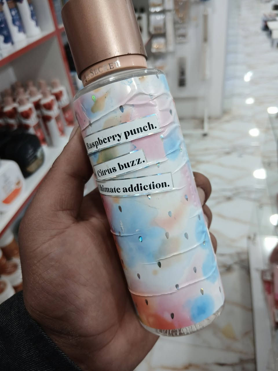 من داخل قسم كوزمتك سيد زيد مول 💯💓


**إذا كنت صاحب هذا الإعلان وتريد حذفه لأي سبب، رجاءا أرسل رسالة إلى الدعم الفني**