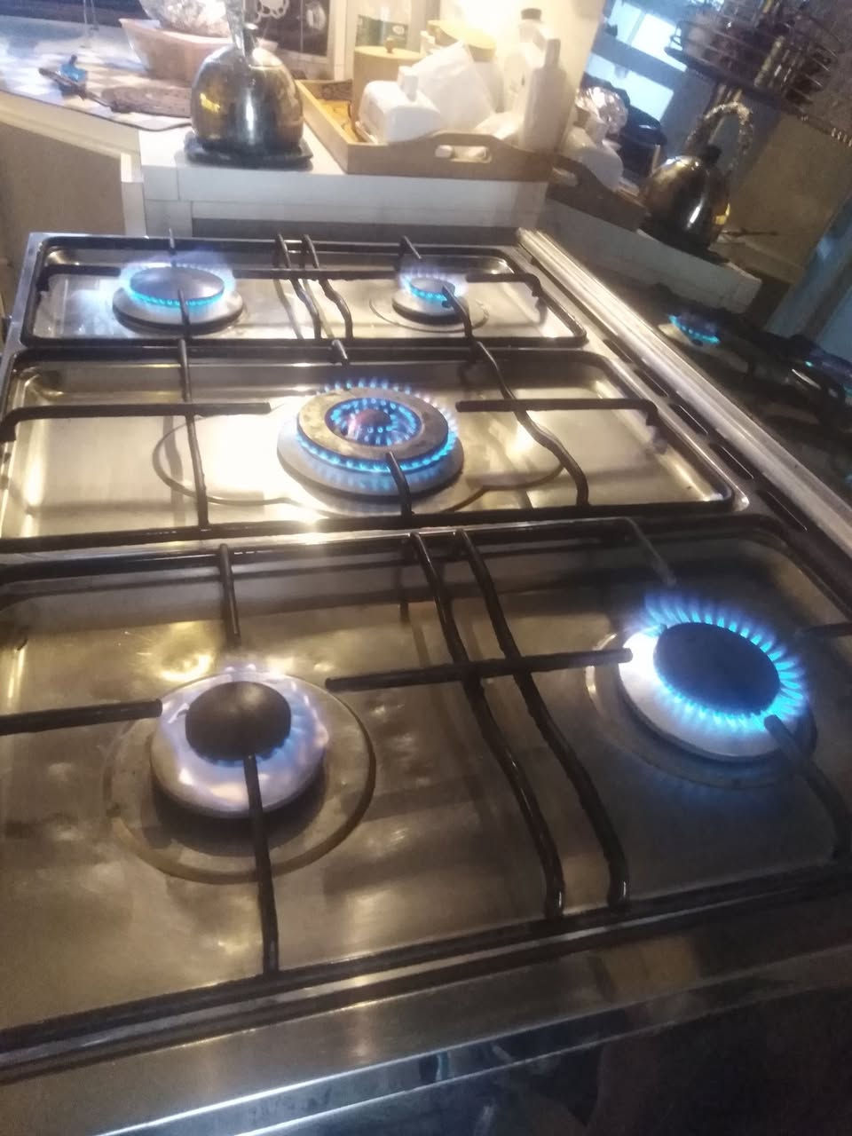 الاتصال بالرقم *********** ابو محمد
