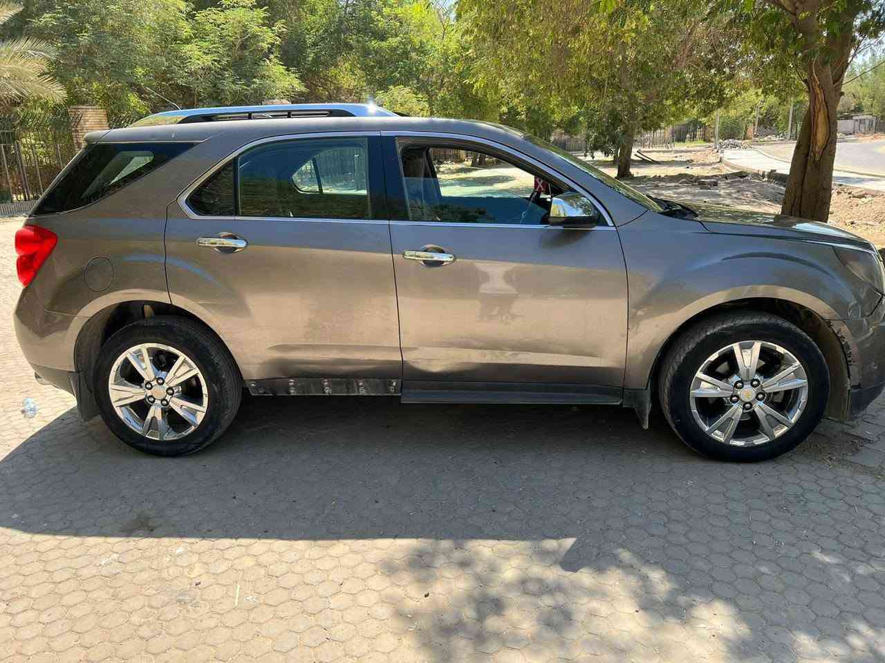 ◦ سياره شوفر ايكونكس 2010 LTZ
◦ فول مواصفات ماعدا البصمه 
 ◦ محرك 3500 
 ◦ مقاعد جلد + مقعد السائق كهربائي 
 ◦ تحكمات ستيرن 
 ◦ سلايد روف 
 ◦ مثبت سرعه 
 ◦ صندوك كهربائي 
 ◦ السياره باسمي تحويل مباشر 
 ◦ مكان السياره بغداد /الدولعي 
 ◦ التواصل ***********
 ◦  ◦ السعر 70$ وبي مجال بسيط
 ◦ السياره وراد كندي بدون حادث او غرق 
 ◦
