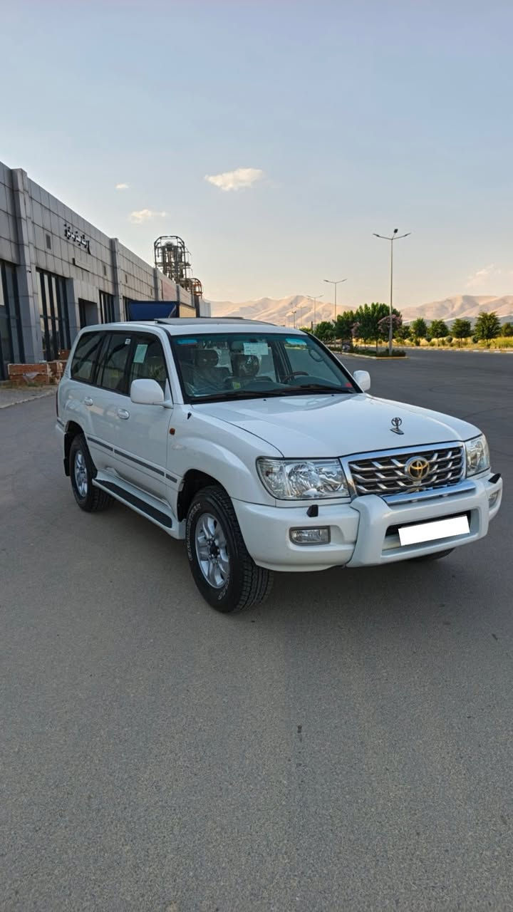 مۆنیکامۆدێل 2007
فول مواسەفات 
ڕەقەم وسەنەوی تازەیە
 دەعامیەکانیشی بۆیاخی نیە
تەحویل ئەسڵە
   هەموگیانی بەشەرت
زۆر تازە و  لۆکە
شوێن سلێمانی
 بۆپەیوەندی 
  ***********
   ***********
لاندکروز مودیل 2007
فول مواصفات( GXR)
رقم و سنویە جدید
کفالە عامە من الصبغ والبارد کفالە
تحویل اصل
کیر محرک اکسل کلە بشرط
مکانی سلیمانیە
***********
***********
