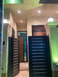 مشتمل سبعين متر 5*14 البلديات محلة ٧٣٨ بشارع الكنيسة طابقين و نصف ثلاث...
