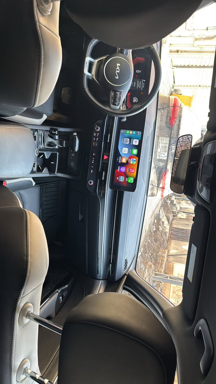 K5
‎2025جي تي لاين 
تعمير جنطه وشوي من الجاملغ
ماشيه 11
رقم ذي قار بأسمي
سعرها 227$
***********
