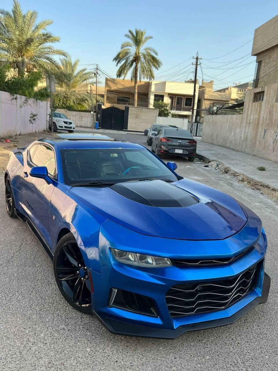 السلام عليكم كمارو 2018 v6للبيع
مواصفات فتحة كشنات كهرباء جلد تدفئه وتبريد 

شاشة كبيرة 3وضعيات قيادة هاند بريك بصمة 

تبريد مناخين 

السيارة فول عدا الداتا شو حادث امريكا بنيد فقط صبغ وباب الصدر هنا صبغ فقط 

كير و مكينة مكفولات 

ماشية 99 كيلو 

السعر 118$ وبيهة مجال 

مكان السيارة الاعظمية 

للاستفسار ***********
