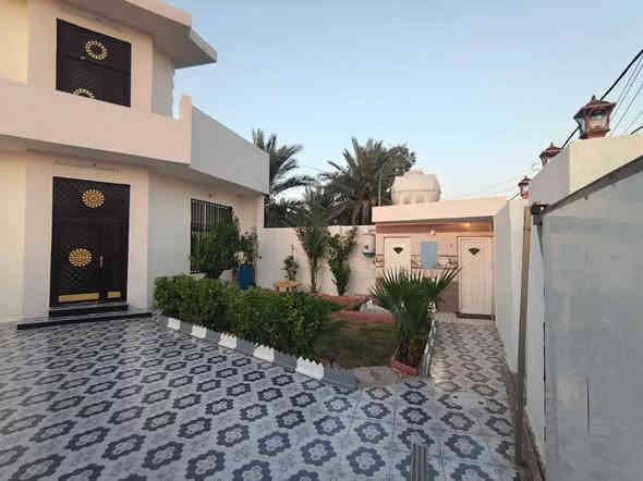 🏡 بيت للبيع – موقع مميز جداً على الشارع العام مباشرة

🔹 نوع العقار: بيت فول بناء حديث
🔹 سنة البناء: 2021
🔹 المساحة: 312 متر
🔹 الواجهة: 13 متر
🔹 النزال: 24 متر
🔹 السند: بستنه
🔹 الموقع: قرب سيطرة 60 – موقع ممتاز جداً على الشارع العام مباشرة
🔹 الإطلالـة: بستانة جميلة ومساحة واسعة

⸻

🏠 مكونات العقار:
 • كراج سيارة
 • استقبال
 • صالة واسعة
 • مطبخ
 • غرفتان نوم
 • خدمات صحية داخلية وخارجية (وانتو بكرامة)
 • بناء حديث وتشطيب راقي

⸻

⭐ مميزات إضافية:
 • موقع استراتيجي
 • واجهة كبيرة
 • بناء جديد
 • مناسب للسكن أو الاستثمار

⸻

📞 للاستفسار والتواصل:

اتصل الآن:
***********📱 ***********
مكتب علاء التميمي للعقار
بداية شارع العلوه
⸻
