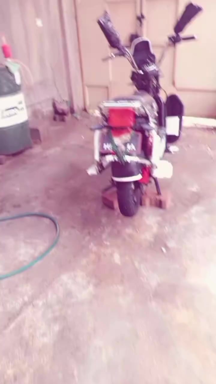 السلام عليكم ماطور شحن ماطور شحن هيوشة للبيع موديل ٢٣ نضافة فول بطارياتة تقرة ٩ونص السعرر.450


**إذا كنت صاحب هذا الإعلان وتريد حذفه لأي سبب، رجاءا أرسل رسالة إلى الدعم الفني**