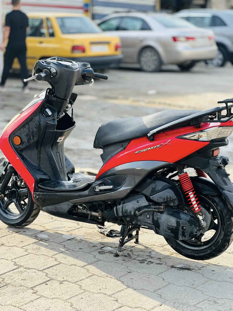 دراجة سكنس لد كفالة عامة من كلشي للبيع او مراوس
 عندي فقط نقوصات بالكفر مثل شخوط مبينات بالصور والباقي كله كفالة 

كلجات جدد تاير خلفي جديد لايت زنون عالي اصلي اشاير جدد 

الدراجة قبق نفخ ياباني ستاند حساس مو كوري

مكاني حي اور 
السعر 1100.   مليون و100

شراي اتصل على هذا رقم ***********
