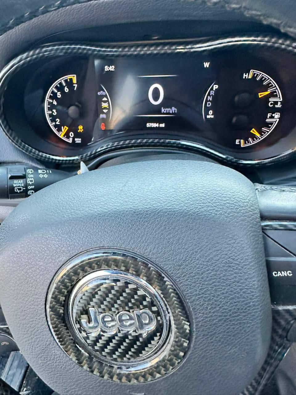 ﷽ﷺﷺالسلام عليكم مكلف بل النشر
سياره جيب كراند شيروكي 
ف بلاك توب 
وارد امريكي 
موديل 2021
دخول جديد 
ماشيه 57m
تو ويل 
بدون اي ارباك 
بدون لغود بدون شواصي 
رقم بغداد باسمي تحويل ثانيوم 
مواصفات 
فتحه 
نقط عميه 
كامره دواره 
منضومه زنون 
شاشه كبيره تدعم كار بلي
حساسات خلفيه مع رادار 
مبدل جاملغ وبنيد نفس الون بدون صبغ 
حته الدعاميه بلاديه 
السعر 255 ورقه وبيها مجال لشراي 
مكاني بغداد محموديه 
***********
***********
