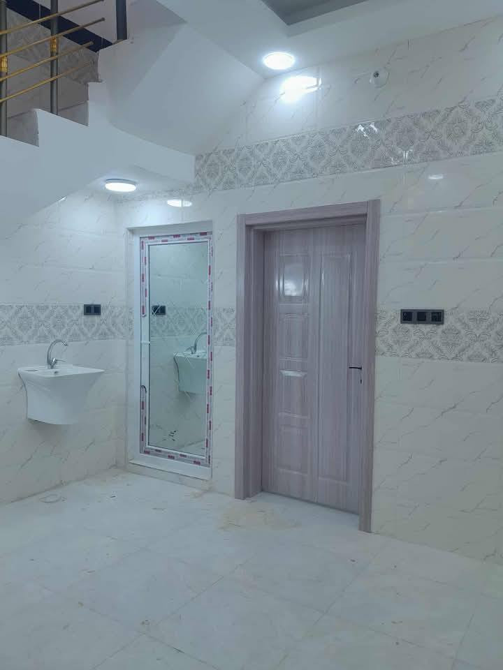 بيتك لازم يكون مميز ( بيت احلامك ) فـ لازم تنطي بيد شركة هندسية صح ✅ و ويانا لا تنتظر تجمع المبلغ كامل حتى تبني بيت أحلامك ⁉️ لان موفريلك البناء بالاقساط تكدر تدفع نص  من المبلغ والمتبقي على مدار 3 سنين🤩خلي أحلامك تصير حقيقة من اليوم!
و بشركتنا نهتم بأدق التفاصيل الهندسية حتى يطلع بيتك او مشروعك باجمل صوره ↗️
ونبلش وياك من مرحلة التخطيط والتصميم الى مرحلة التنفيذ ونسلمك بيت جاهز وبتكاليف مدروسة ✅ وتكون مطلع على كلشي.

تواصل معنا واحنه بخدمتك : - 
 
#تفاصيل_معمارية #فن_البناء #هرم_التميز بيوت مجمعات سكنيه 

مجمعات سكنيه اشتغل

واتس اب: ***********
