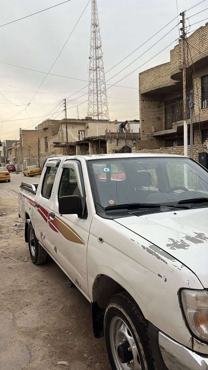 نيسان موديل 2002 رقم مميز انگليزي تلث ارقام جاهزه للعمل رقم الهاتف
***********
