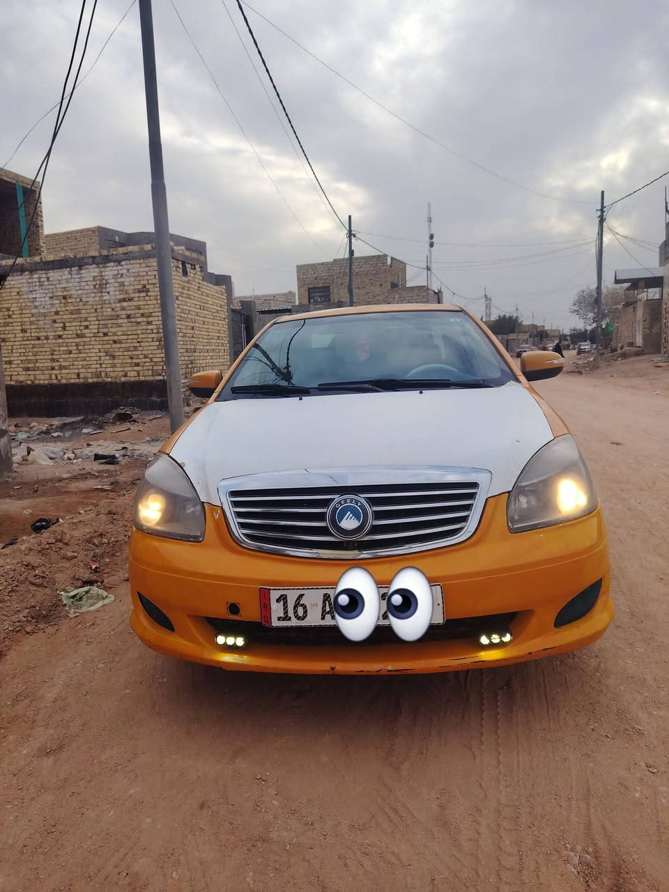 السلام عليكم
جيلي موبل موديل 12 

رقم  قادسيه انكليزي سنويه 30 

سياره مكفوله 

تبريد ثلج 

حداديه حلوه

سياره نضيفه 

فقط مكينه بيهه خيط بخار 

كير كفاله 

مكان السياره الديوانيه /المركز  حي نهضه الثالثه 

السعر 42 وببه مجال بسيط 

الاتصال ***********
