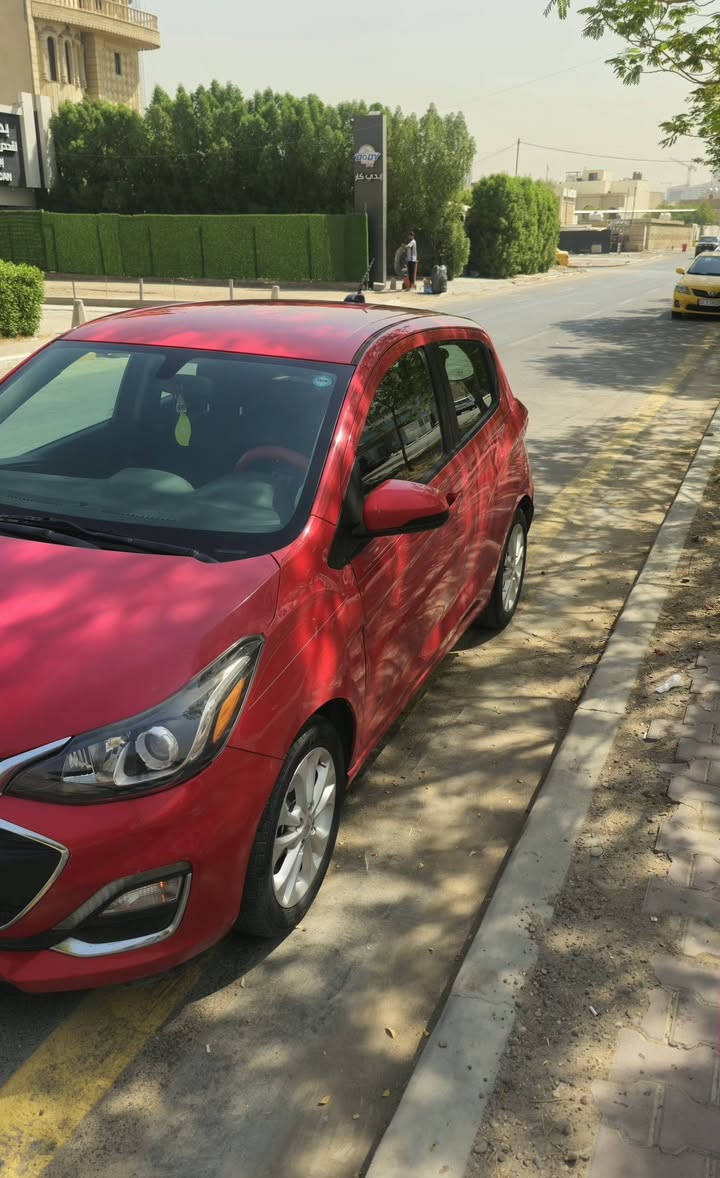 السلام عليكم
اقرأ المنشور للأخير
سبارك 2019
مواصفات LT ( فول عدا الفتحة )
حجم المحرك 1400
تدفئة ... تبريد
1_شاشة 
2_كاميرا خلفية
3_شاشة اعطال
4_بصمة
5_تشغيل عن بعد
6_دخول ذكي
7_ويل كب
8_حاجب امامي
9_حساس خلفي
حادث السيارة بنيد سطحي
بدون ايرباكات
((( ايرباكات سليمة )))
ماشية 36 الف مايل قابل للزيادة
رقم سليمانية الجديد
هزة جديدة
سنوية 2026 ((( ب إسمي )))
السعر ((( 92 ))) وبيها مجال
المكان بغداد المنصور
***********
ملاحظة مهمة:::
شرط التحويل شرط التحويل
وكالة ما أسوي وكالة ما أسوي.
جميع التفاصيل مذكورة بالمنشور
وربي يحفظ الجميع.
